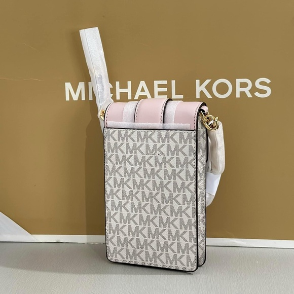 Michael Kors Carmen Small Logo Smartphone Crossbody Bag - Picture 3 of 4
